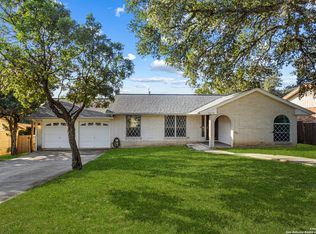 5630 Cary Grant Dr, San Antonio, TX 78240