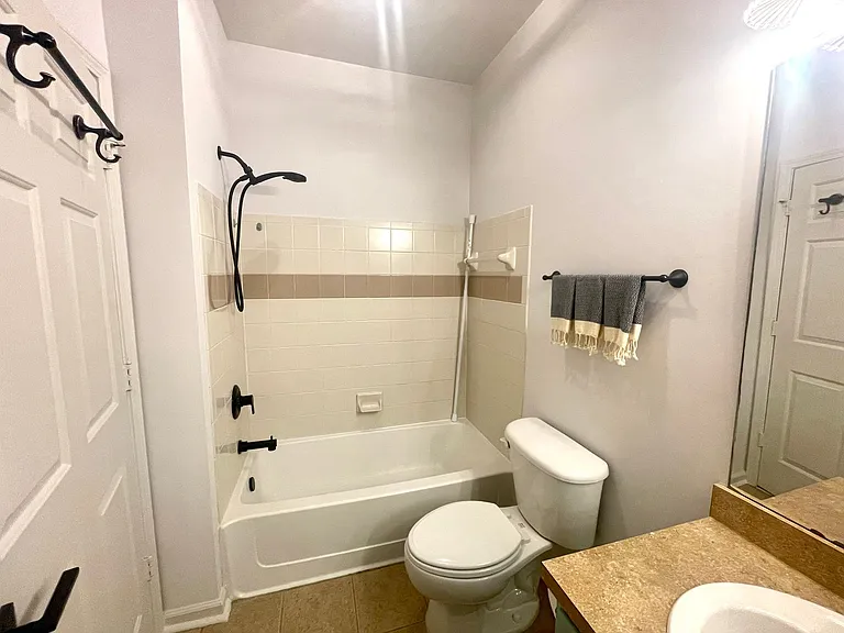 45 Sycamore Ave #1415 — Photo 13
