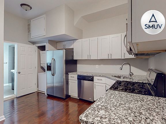 4th image of 1703 Saint Paul St APT 3