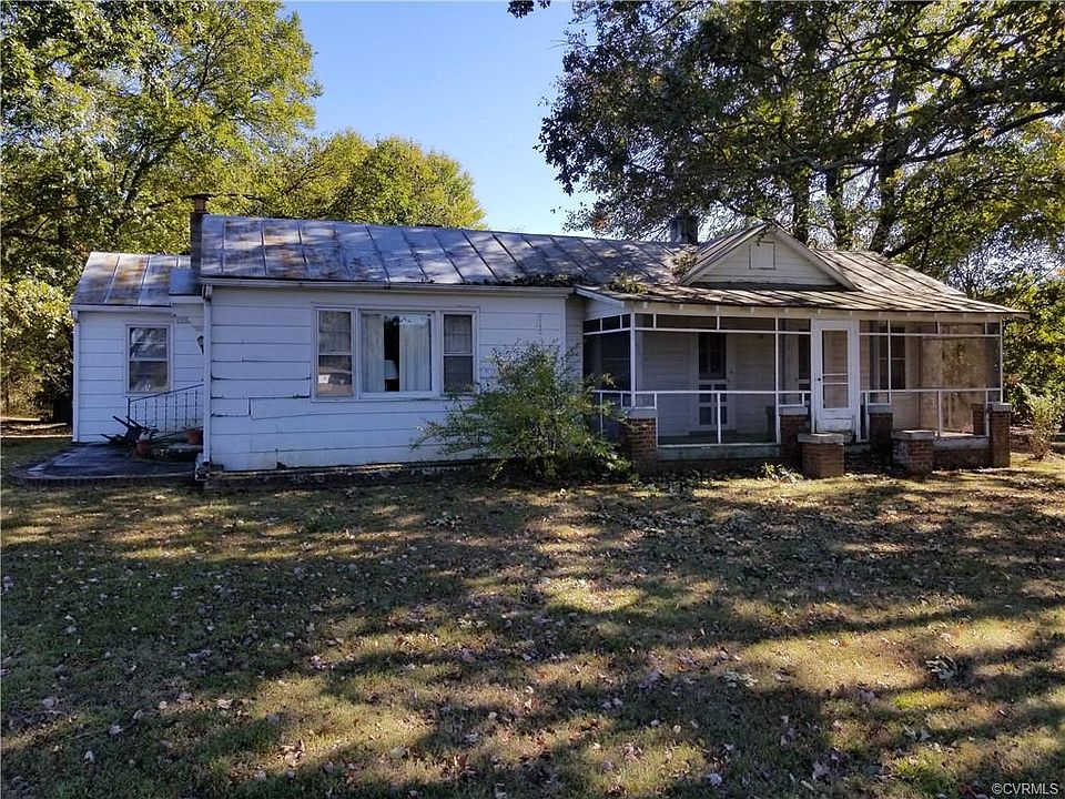 1st image of 16347 Lucks Hickory Dr