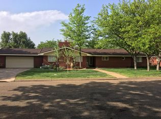 2406 W 12th St, Plainview, TX 79072