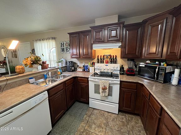 4th image of 747 E Germann Road #5