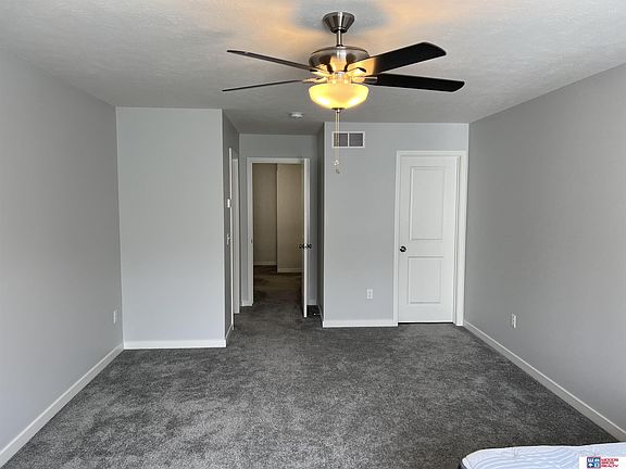 2nd image of 4948 W Madison Pl