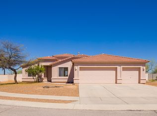 8725 E Giachery Pl, Tucson, AZ 85747