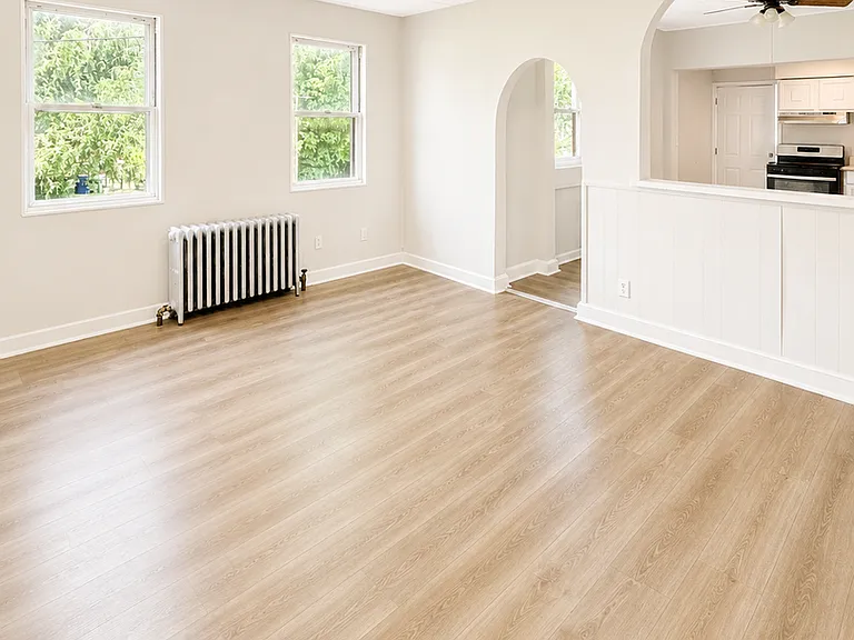 1015 Parksley Ave — Photo 6