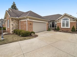 2235 Old Falls Dr, Ann Arbor, MI
