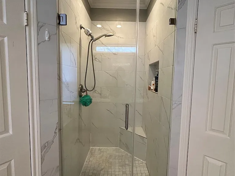 4634 Grand Cayman Dr — Photo 18
