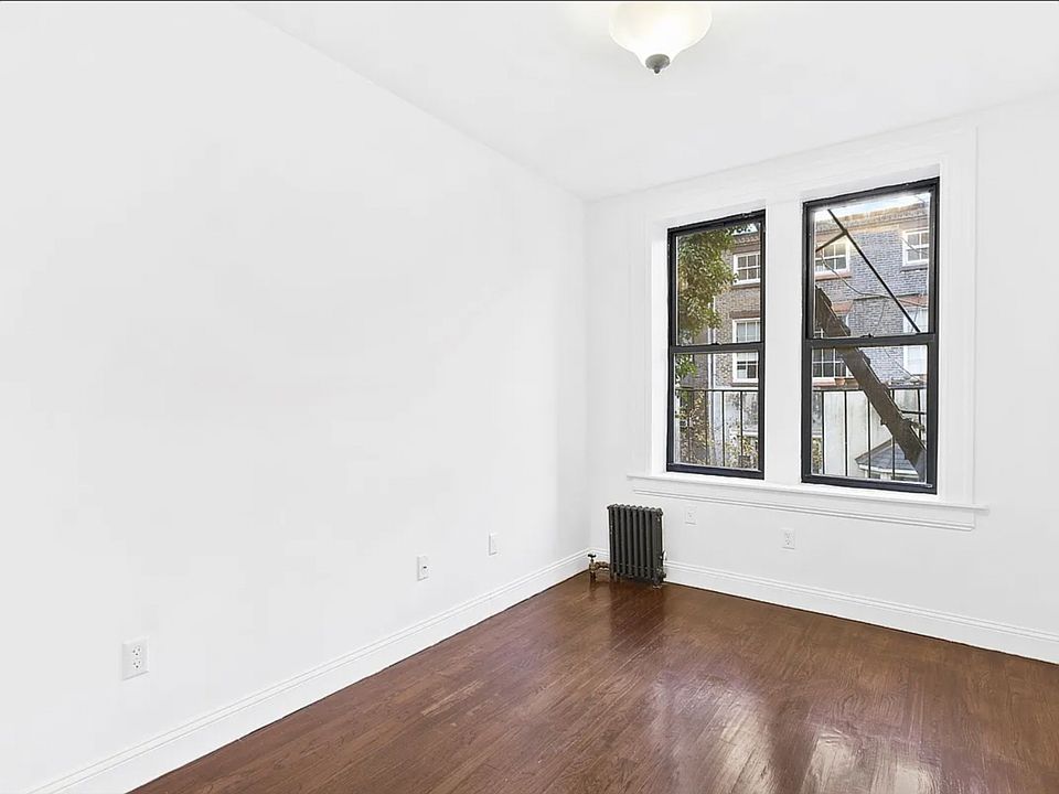 2nd image of 277 W 11th St APT 2E