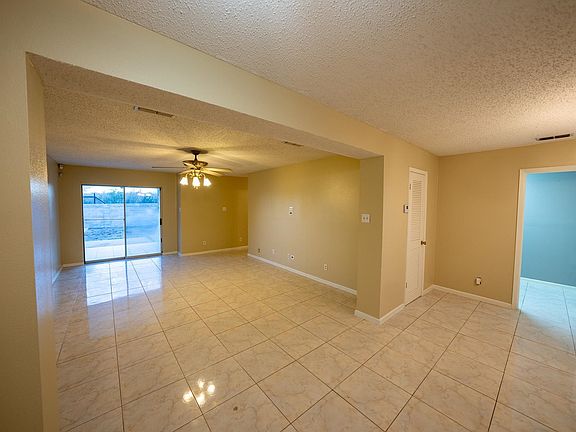 3rd image of 725 Baretta Ct
