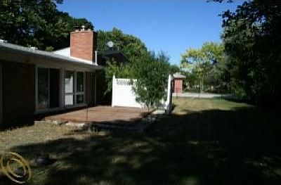 2nd image of 31825 Coronet Dr