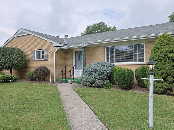 3rd image of 9154 Silva Dr