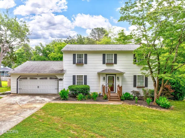 9124 Candlewood Dr, Knoxville, TN 37923