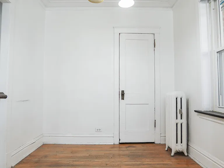 3951 N Hoyne Ave #1 — Photo 6
