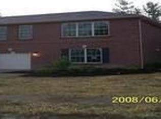308 Wysteria Village Dr, Florence, KY 41042