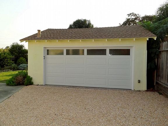 3rd image of 15570 Linda Ave