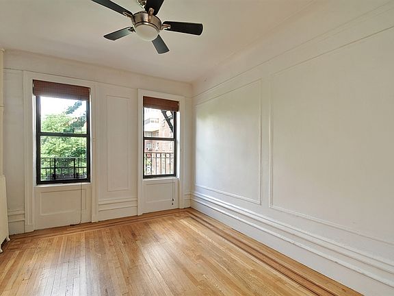 4th image of 510 W 123rd St APT 37