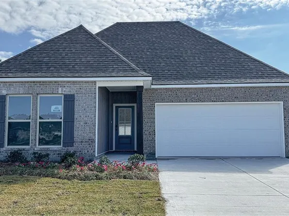 65732 Rouquette Dr, Lacombe, LA 70445