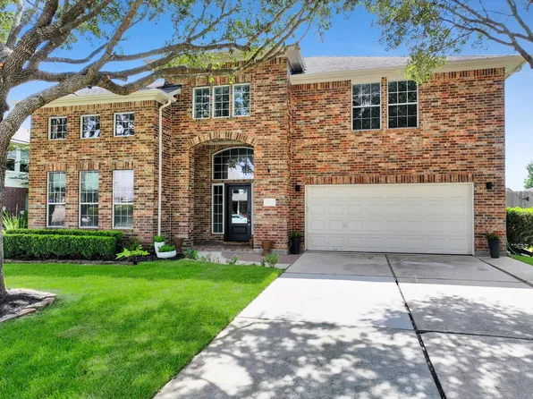 11211 S Country Club Green Dr, Tomball, TX 77375