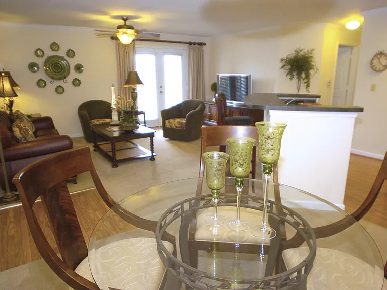 Brenneman Farm Apartments — Photo 14