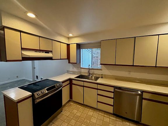 3rd image of 21026 74th Ave W APT A