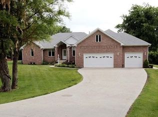 12940 N Waters Edge Dr, Camby, IN