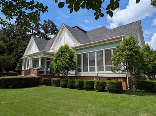 600 W 10th St, West Point, GA 31833