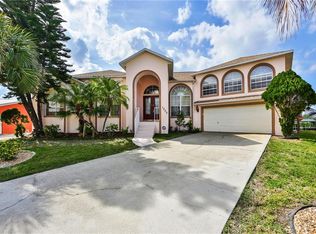 1020 Silver Palm Way, Apollo Beach, FL 33572