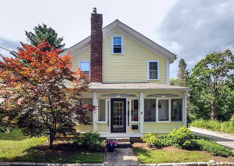 2nd image of 8 Morse Ln