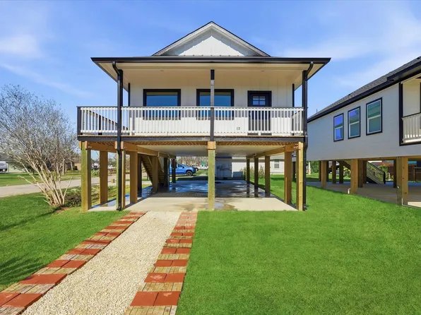 230 S Y St, La Porte, TX 77571