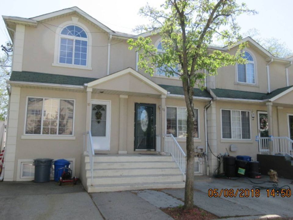2nd image of 12 Joseph Ct