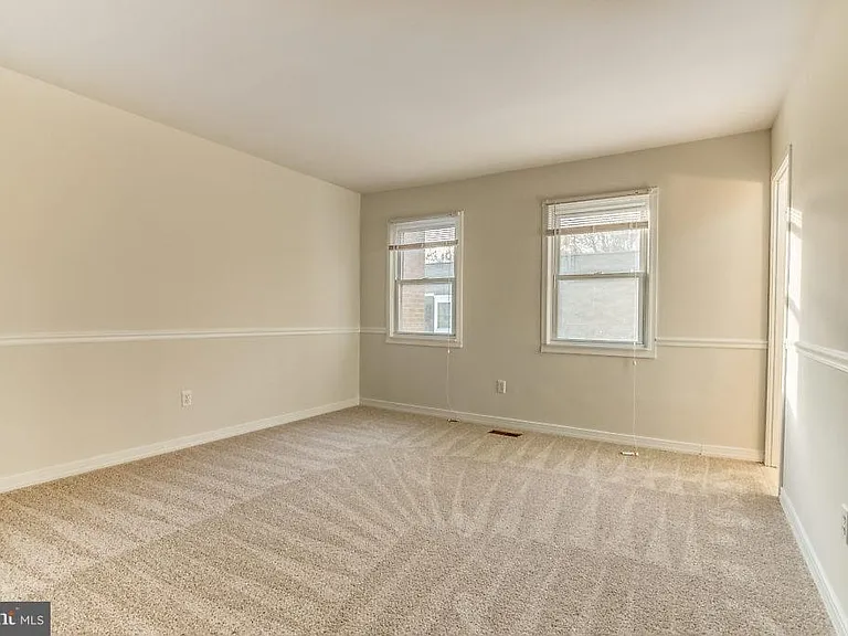 7732 Matisse Way — Photo 22