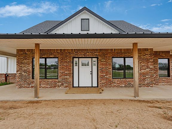 2nd image of 709 S Bell Rd