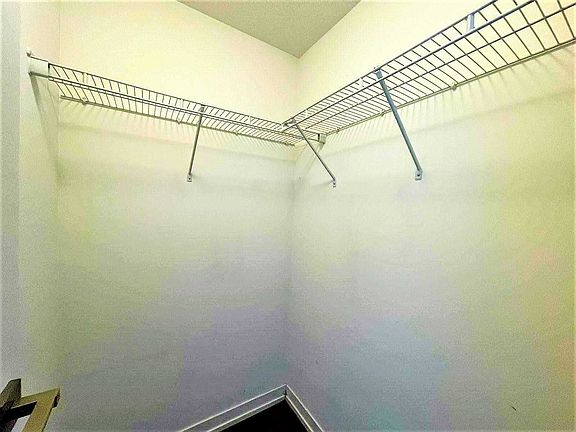 4th image of 98 Lillian St #2220