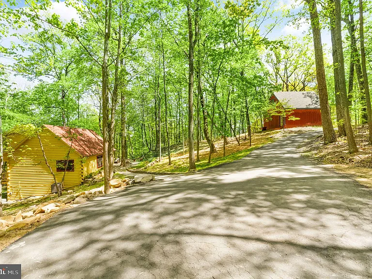 1850 Ridge Rd — Photo 10
