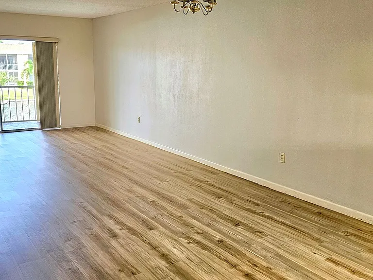 2135 N Courtenay Pkwy #B-209 — Photo 19