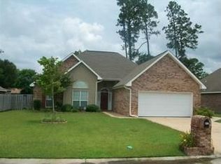 12604 Hamilton Dr, Ocean Springs, MS 39564