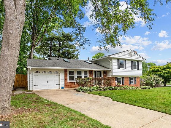 2nd image of 6800 Seton Ct