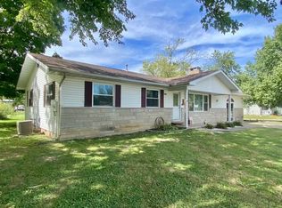 530 Church St, Xenia, IL 62899