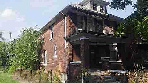 3016 Whitney