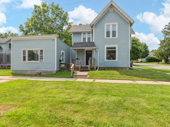 203 Whitney St, Kaukauna, WI 54130