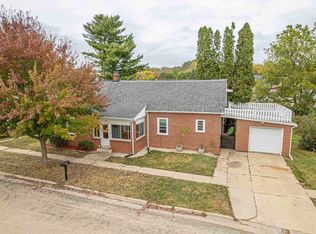 512 4th Ave, New Glarus, WI 53574