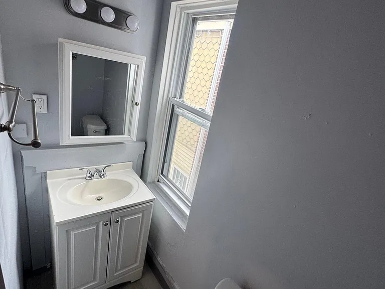 3003 N Washington St — Photo 14
