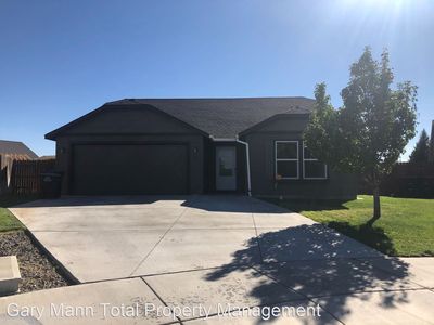 3611 W Everett Pl, Moses Lake, WA, 98837