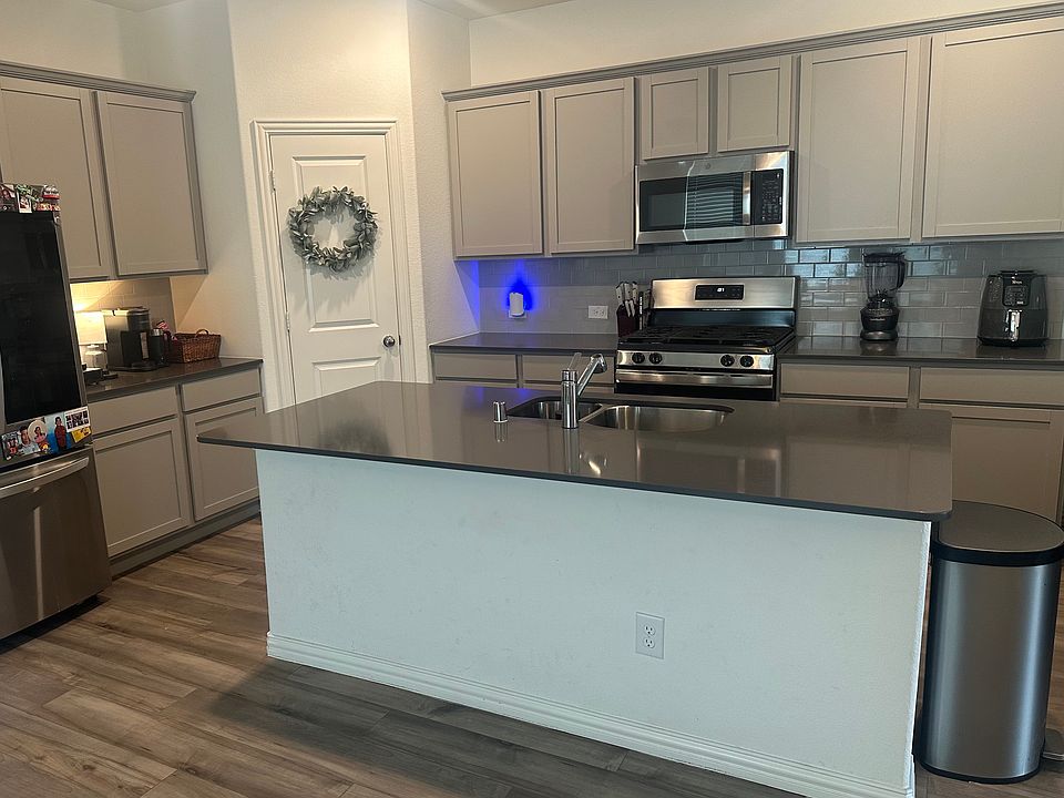 2nd image of 16952 Post Cedar Dr
