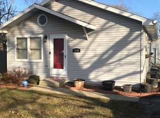 3335 N Lewis Ave, Waukegan, IL 60087