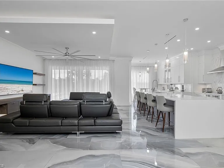 8967 Lely Island Cir — Photo 14