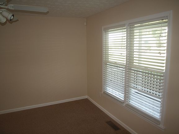 4th image of 3586 W Hill St Unit B