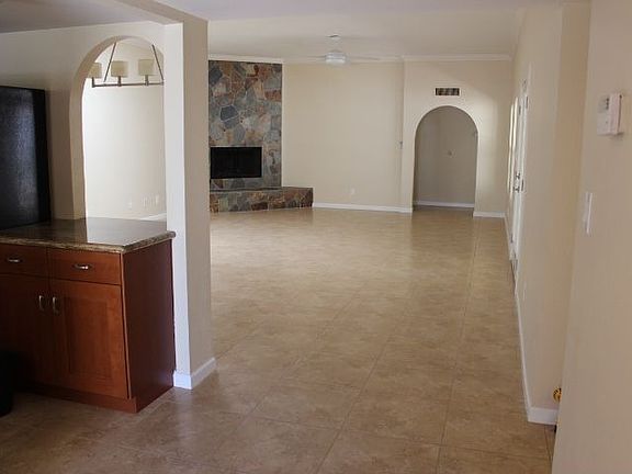 2nd image of 4005 E Dahlia Dr
