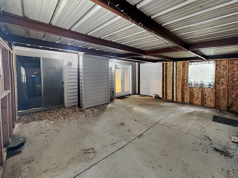 3800 Staghorn Cir S — Photo 15