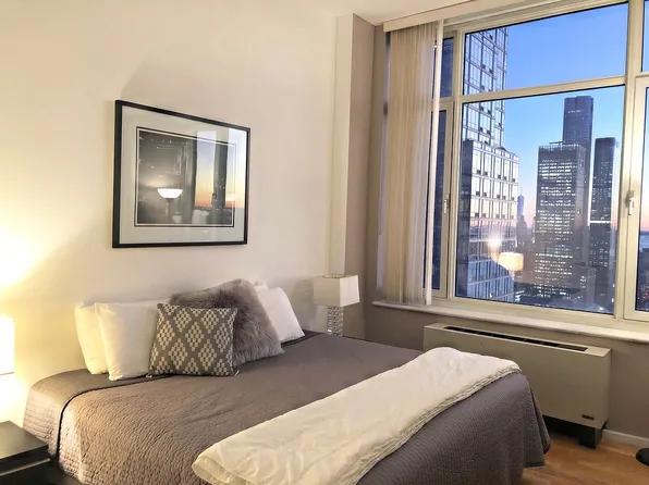635 W 42nd St APT 30H, New York, NY 10036